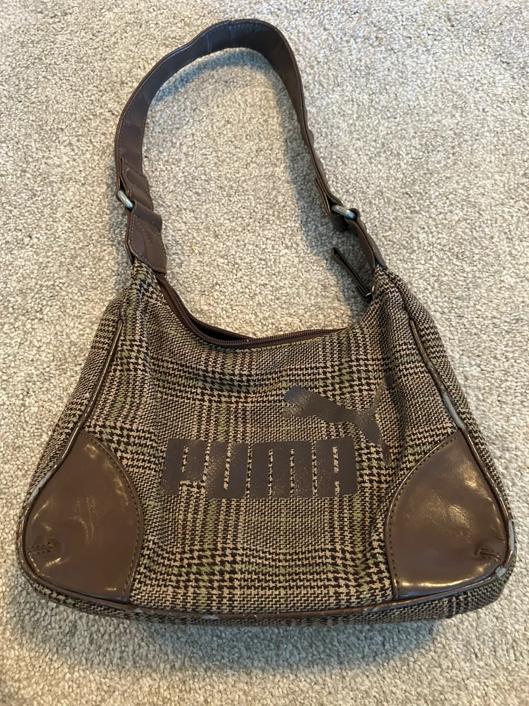 Assorted Purses, Wallets, Accessories, Toys, and more image indicator(2)