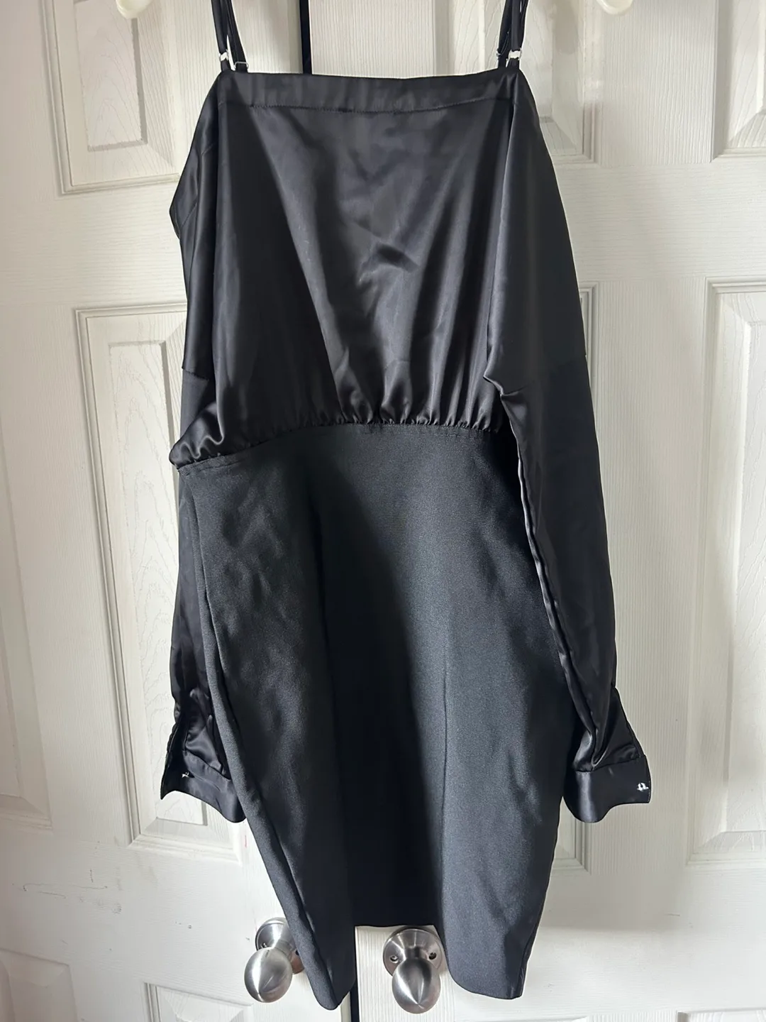 WOW couture Black Dress - Size L image indicator(5)