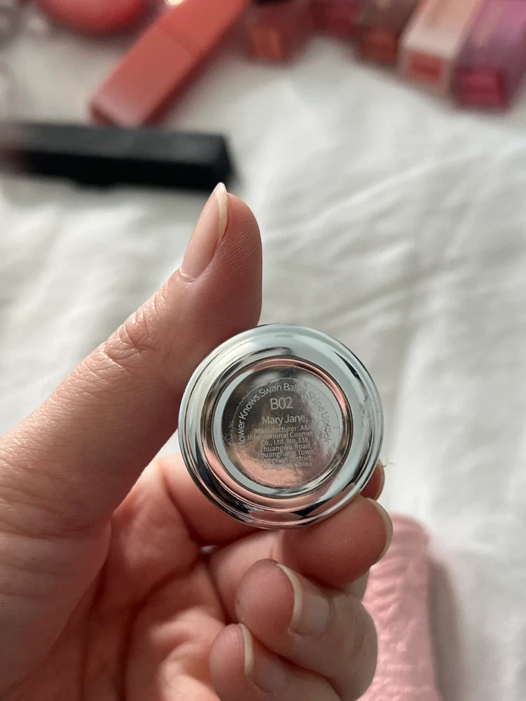 Flower Knows Swan Ballet Shine Lipstick - B02 Mary Jane image indicator(2)