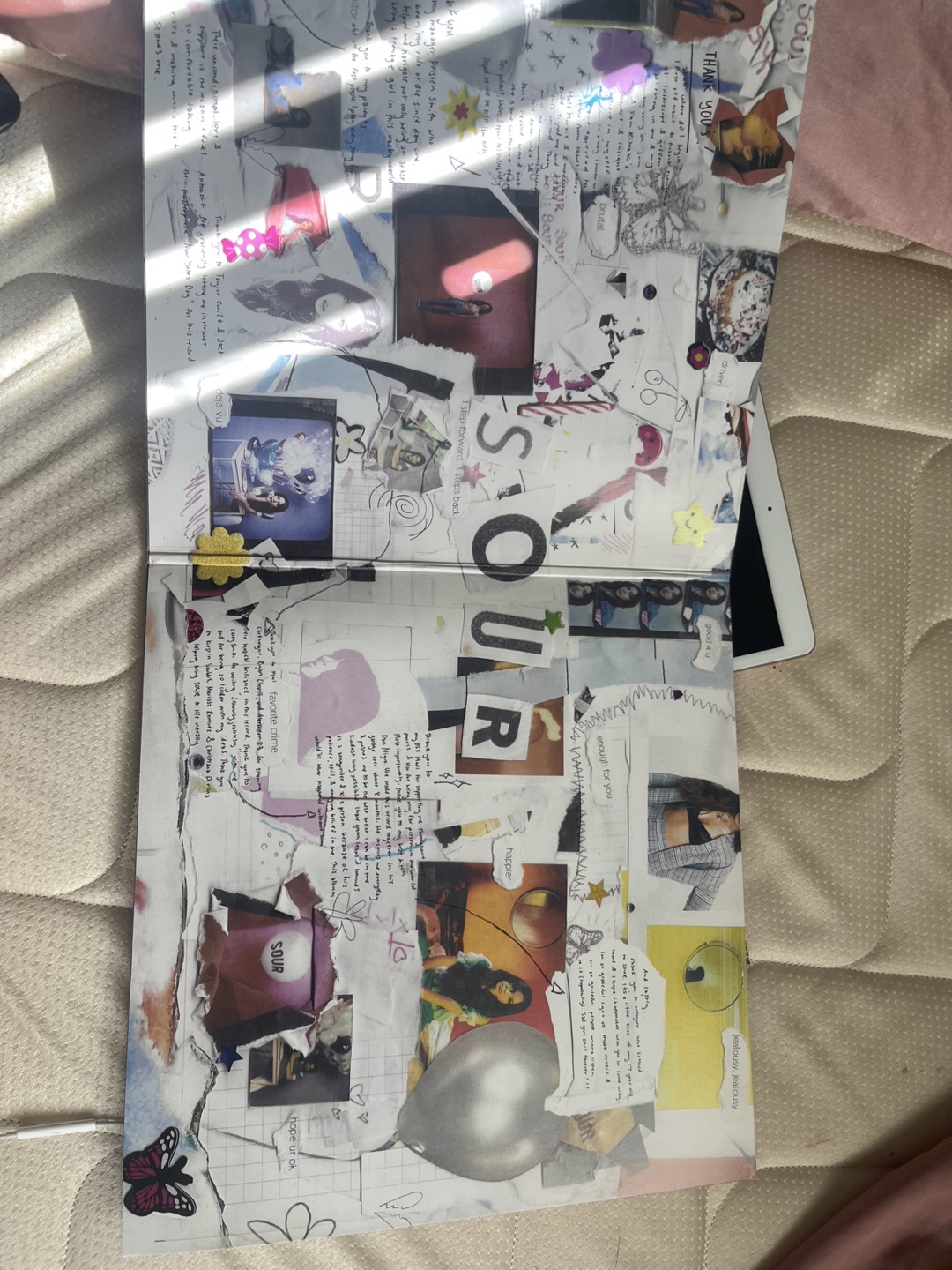 Olivia Rodrigo sour album - photo 2