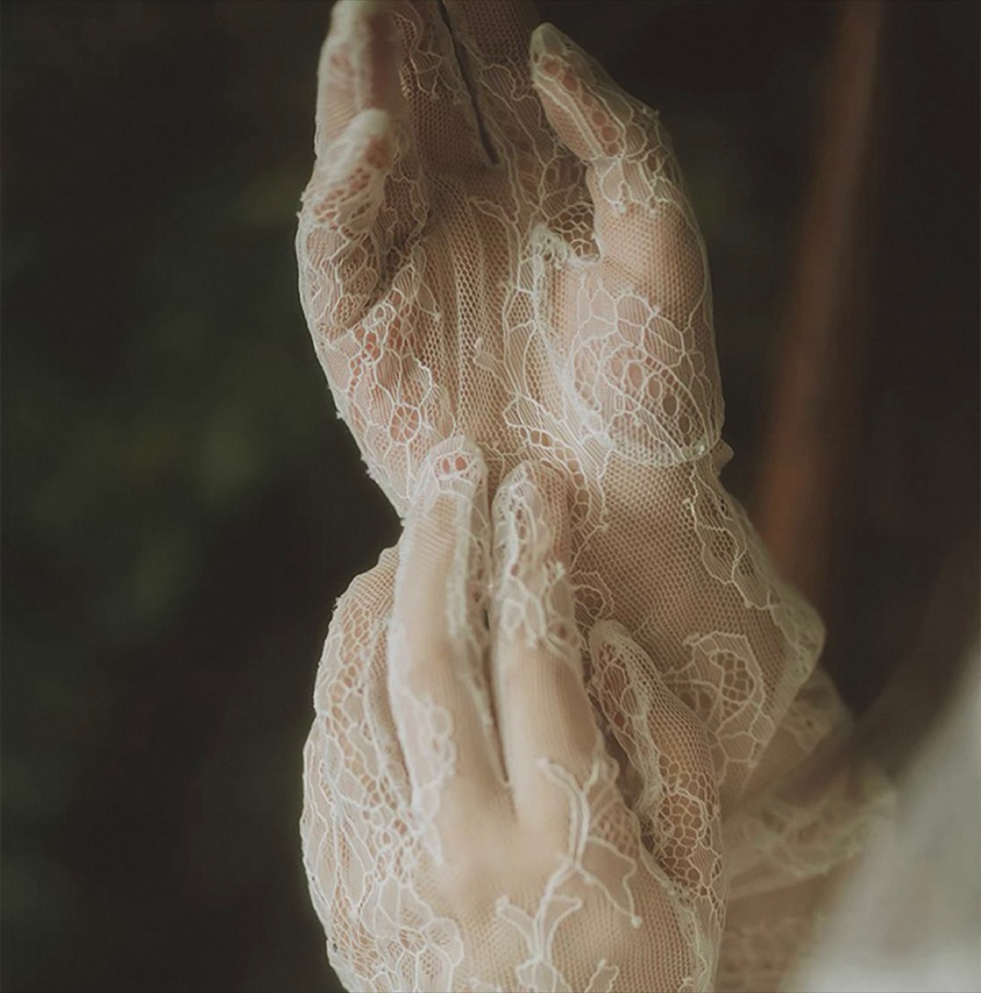 Wedding hand made Lace Gloves - White - photo 5