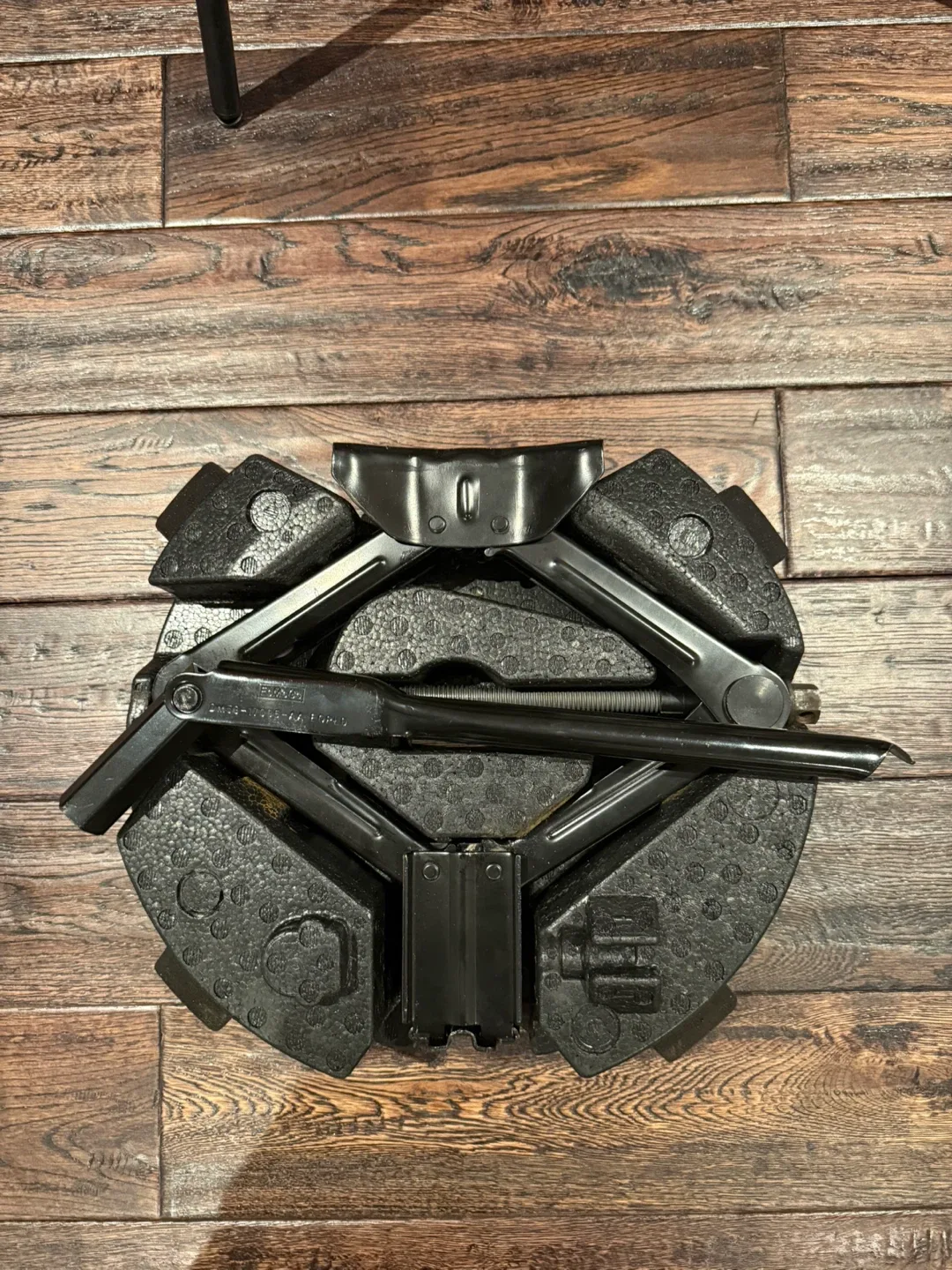 Car Scissor Jack - Black