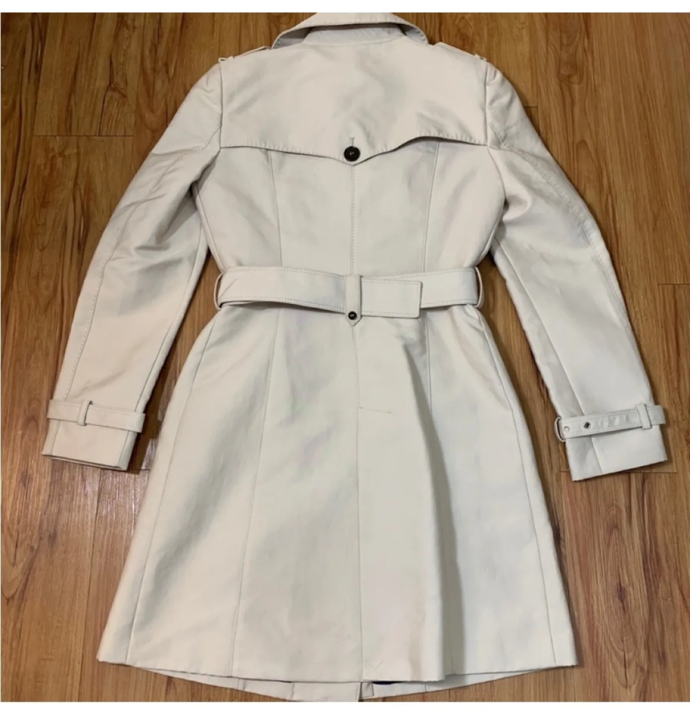 Zara Trench Coat - Size S image indicator(5)