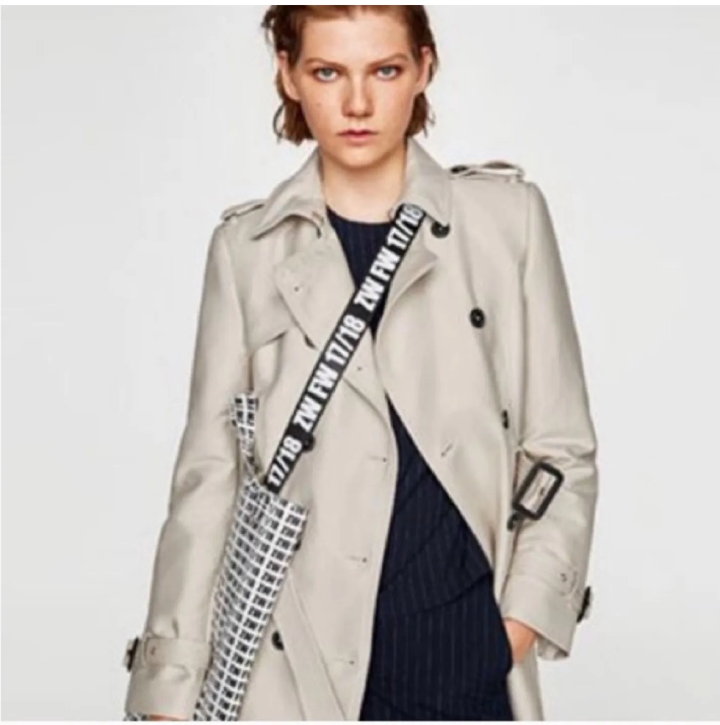 Zara Trench Coat - Size S image indicator(2)