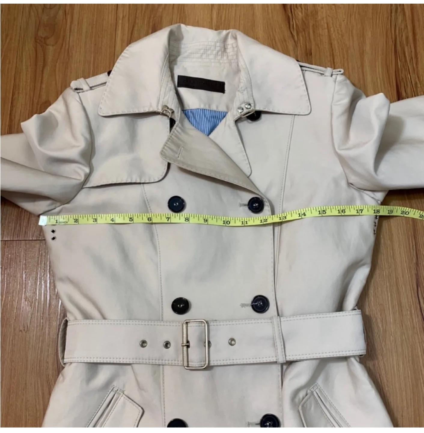 Zara Trench Coat - Size S image indicator(6)
