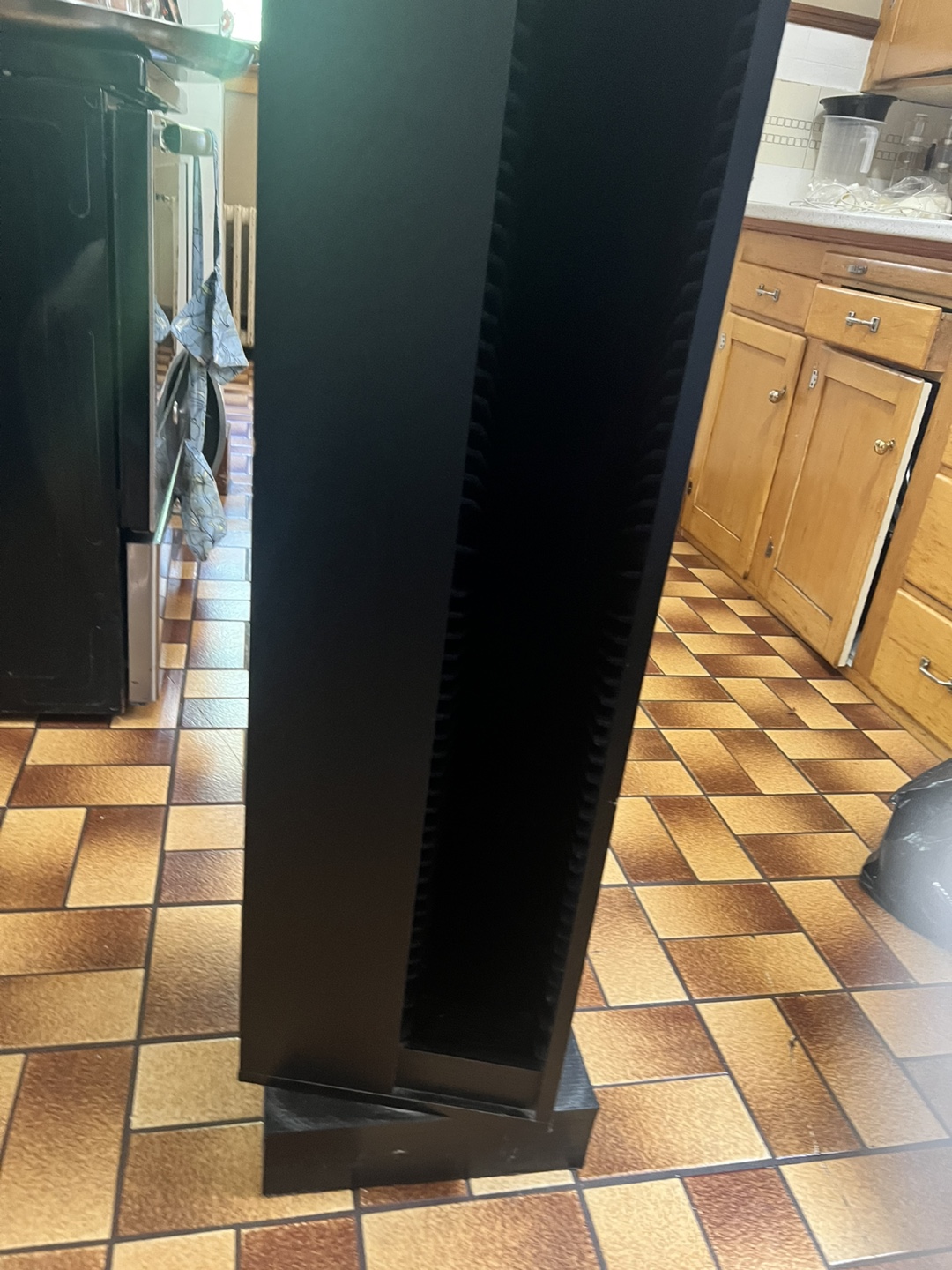 Black Media Storage Tower - photo 3
