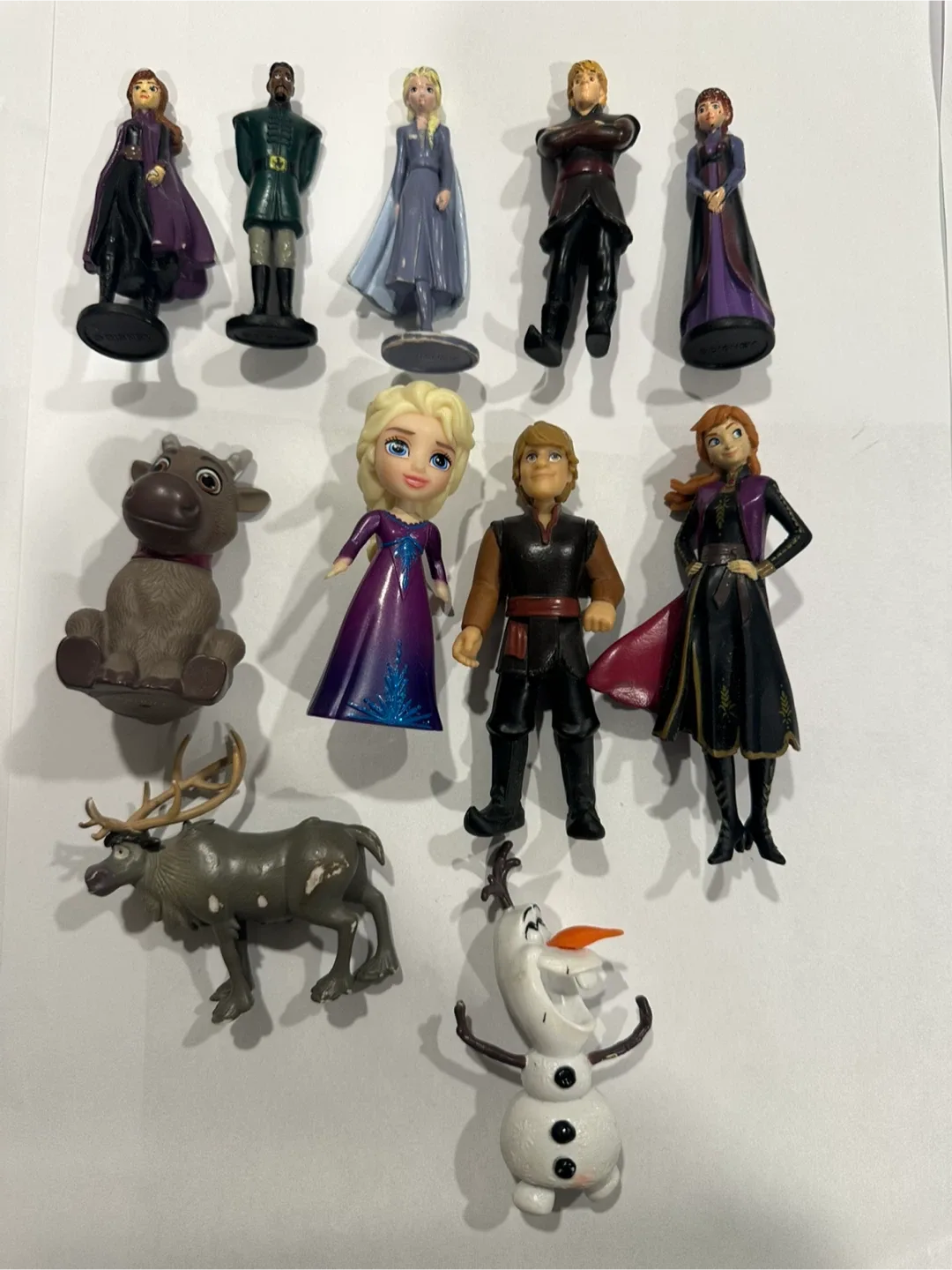 Disney Frozen Figurine Set thumbnail
