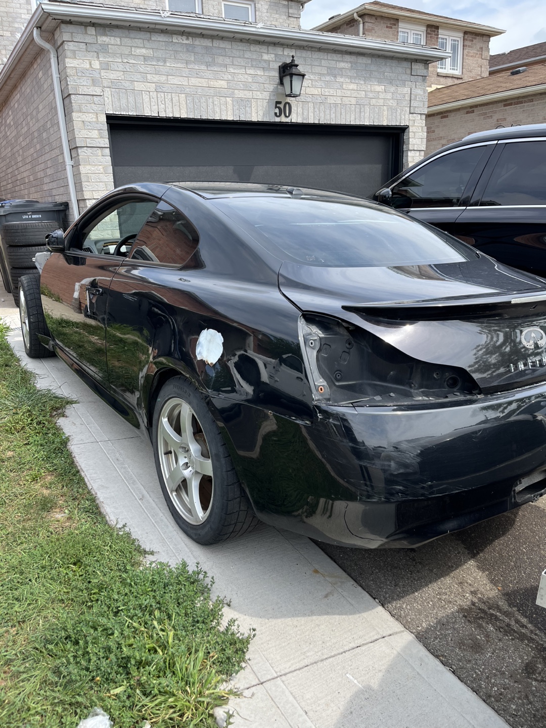 G37 Coupe Part Out - photo 2