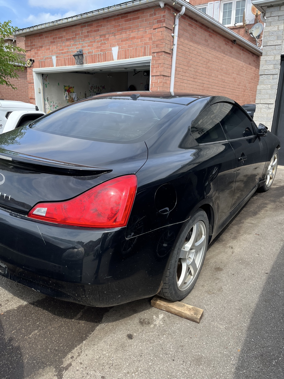 G37 Coupe Part Out - photo 4