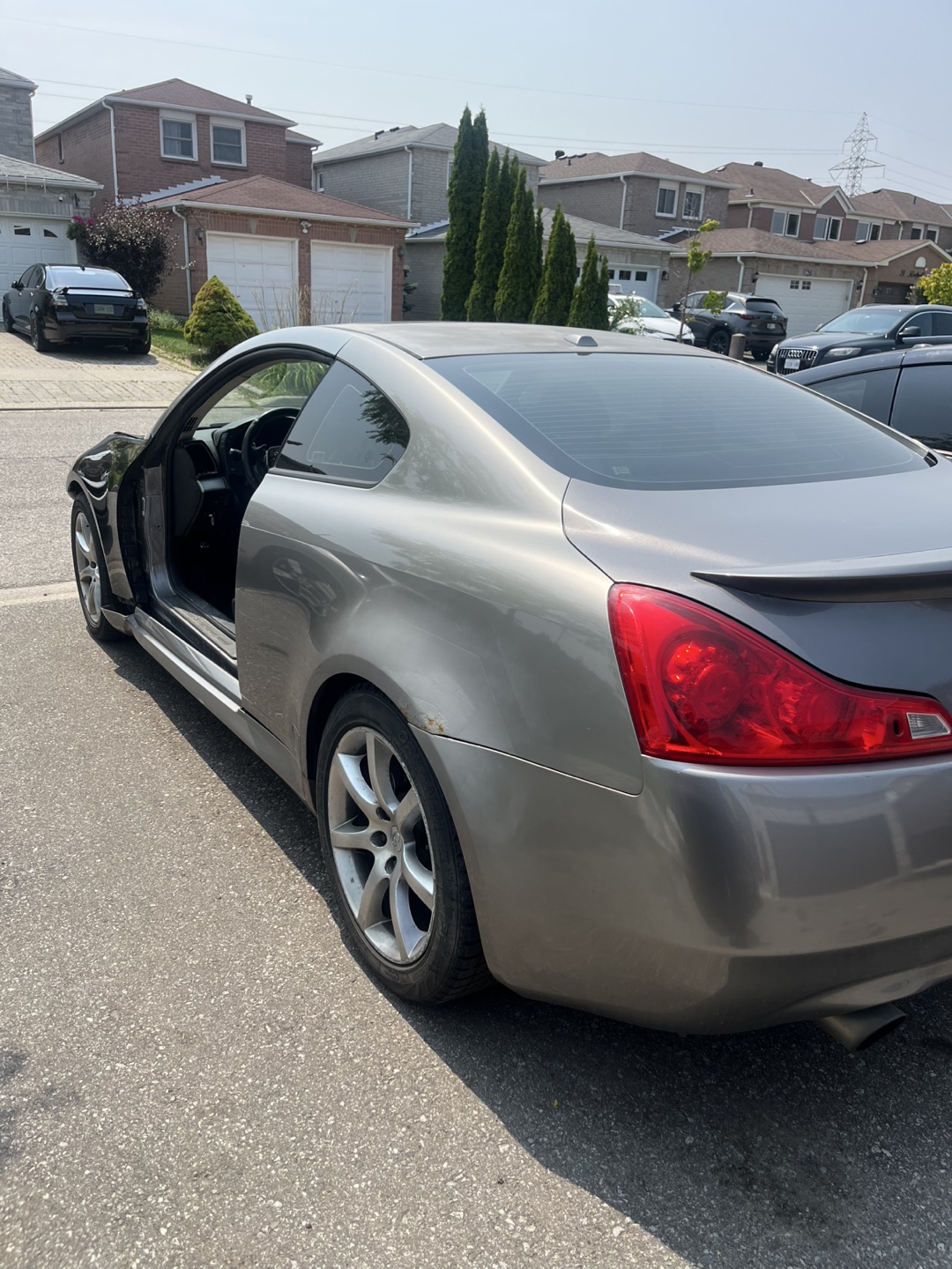G37 Coupe Part Out - photo 2