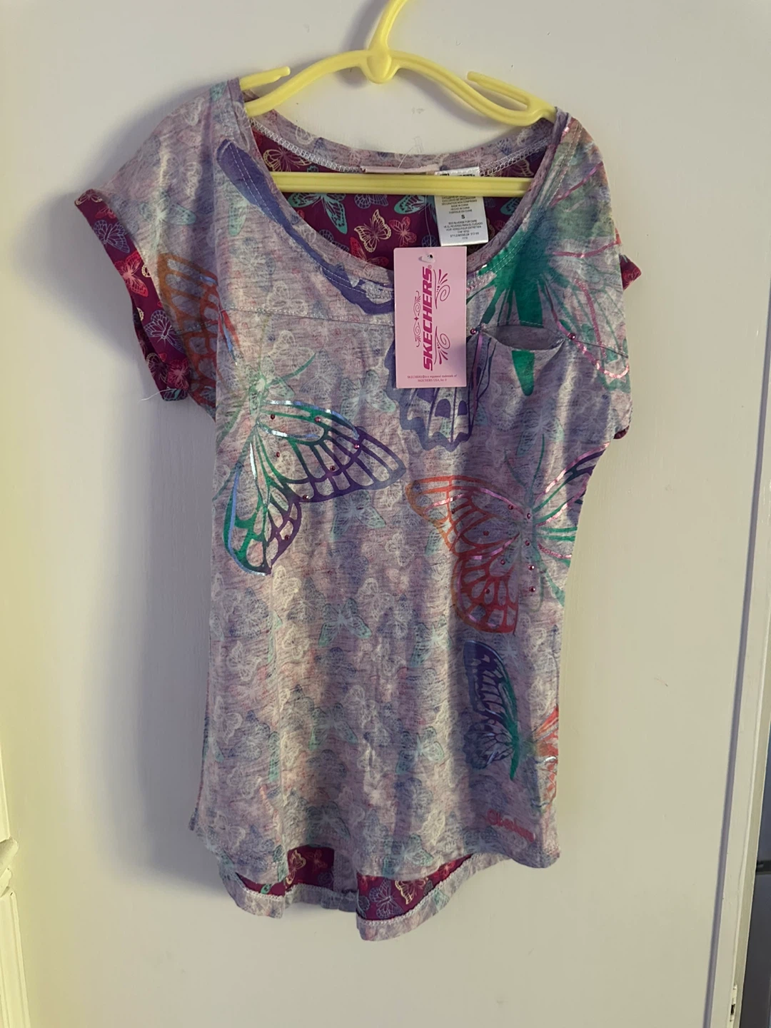 Brand New Skechers Girls' Butterfly tee shirt, Size S