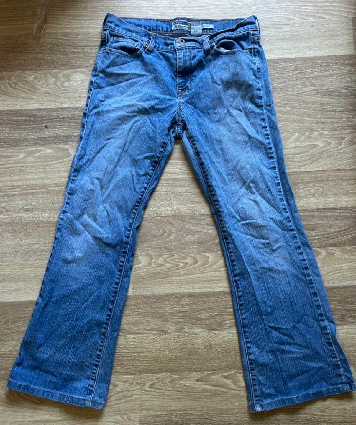 Old Navy Flare Jeans thumbnail