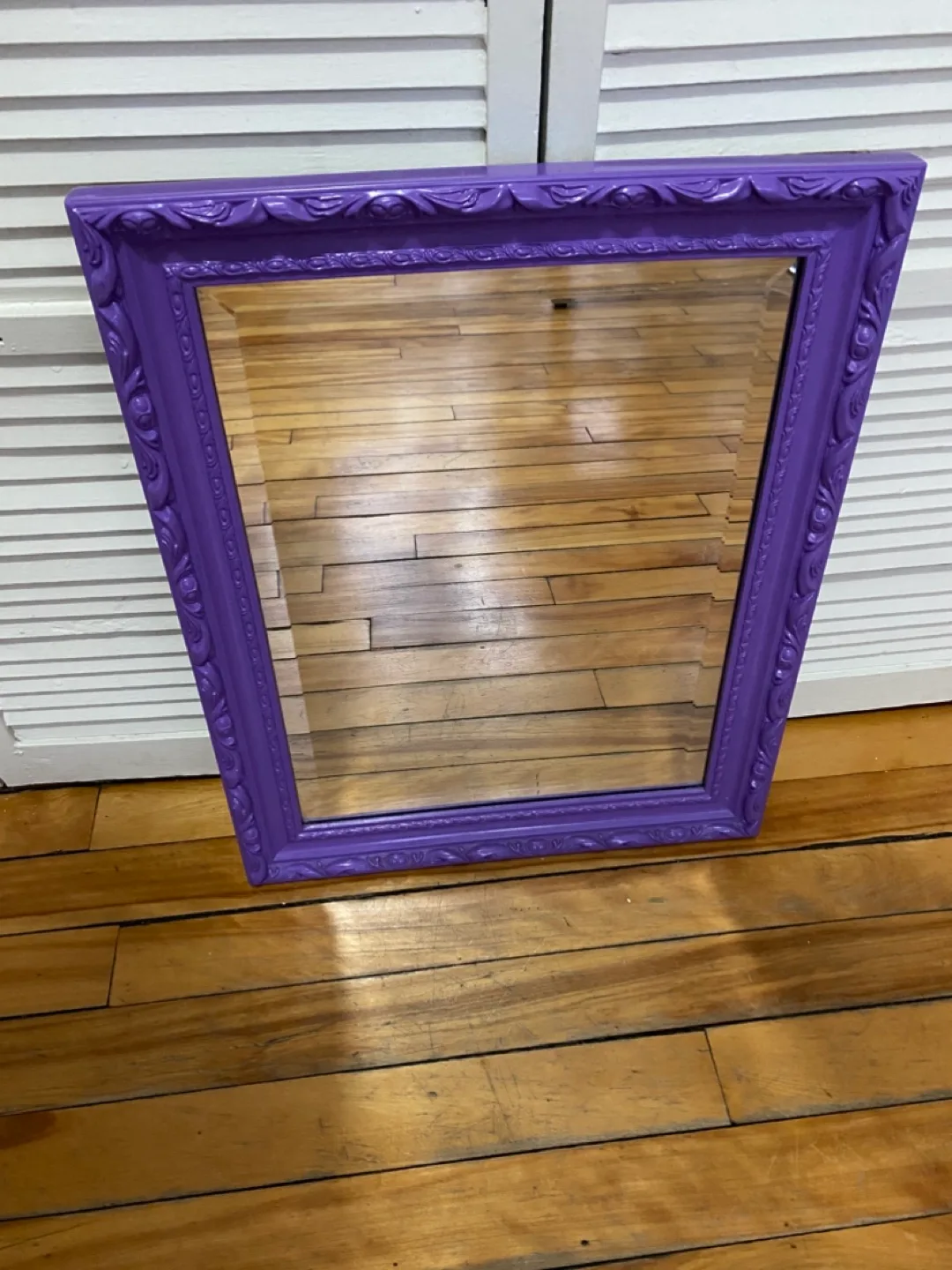Framed Purple Mirror - 20x16 inches image indicator(2)