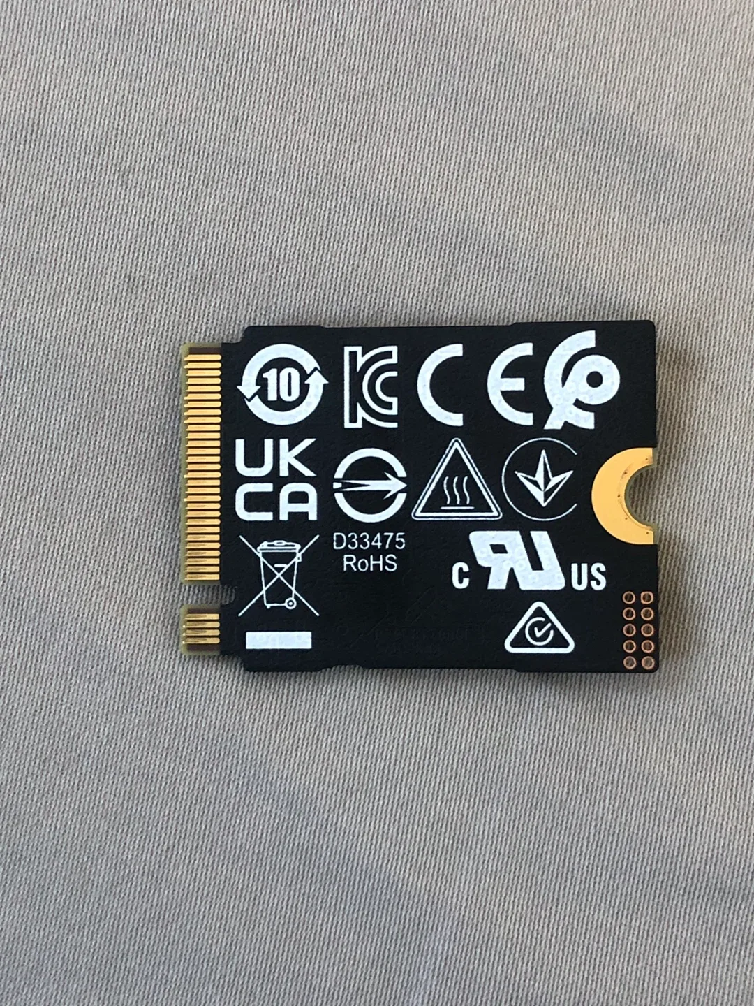 1TB NVMe PCIe Gen4x4 image indicator(2)