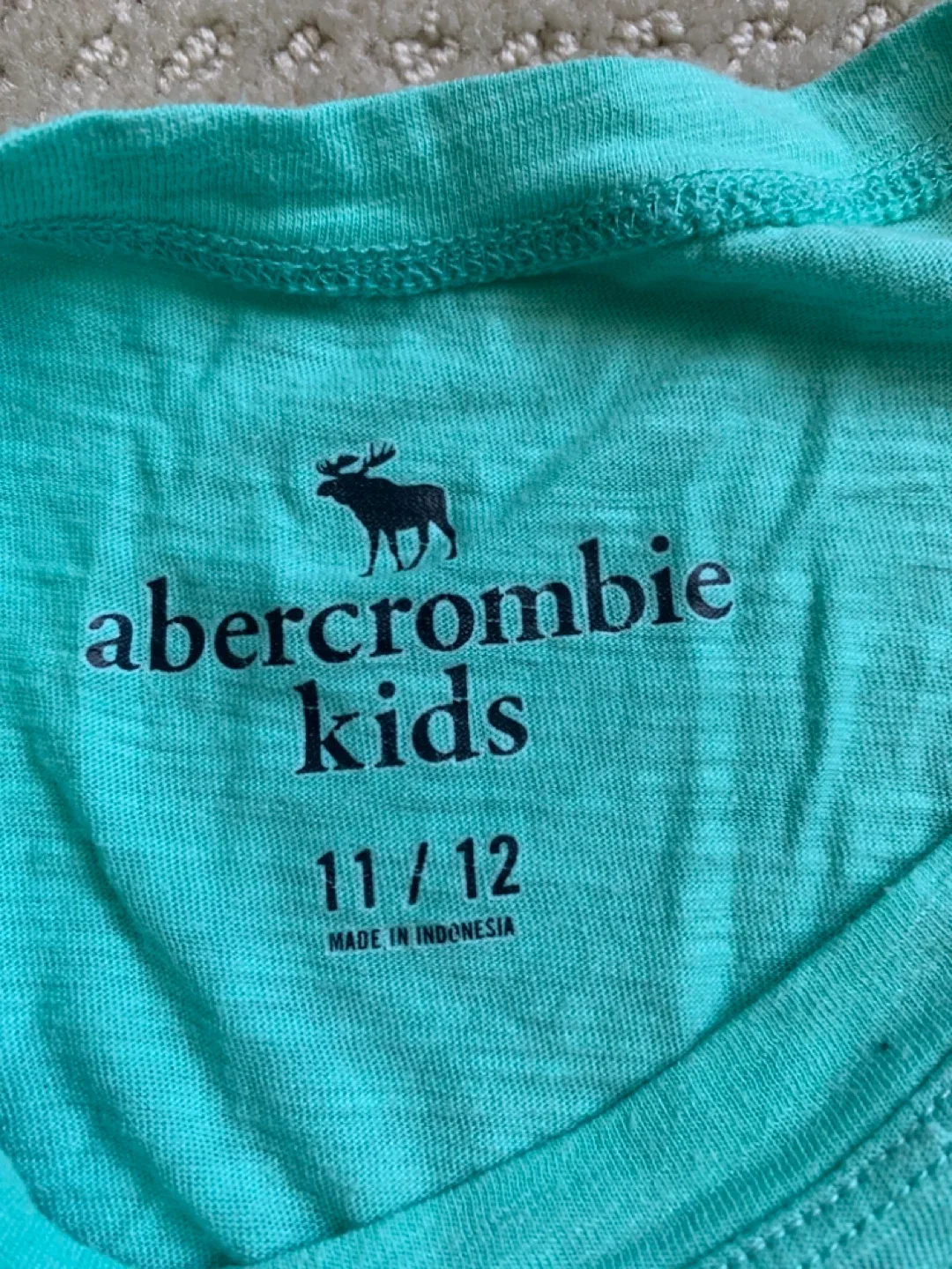 Abercrombie Kids Green Top Size 11/12 image indicator(4)