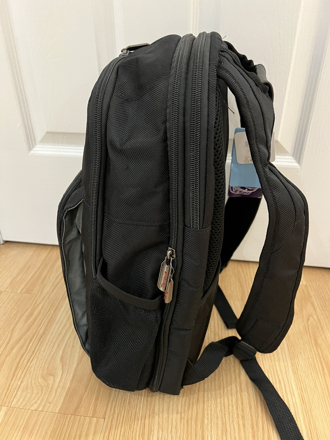 New Targus laptop backpack - photo 3