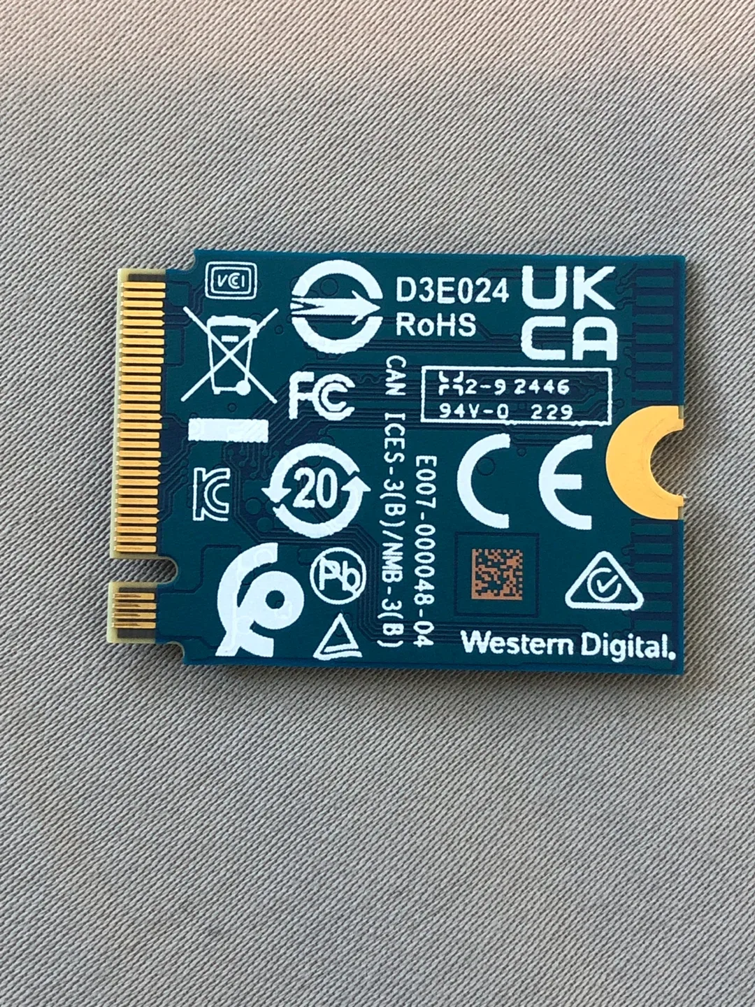 1TB NVMe SSD image indicator(2)