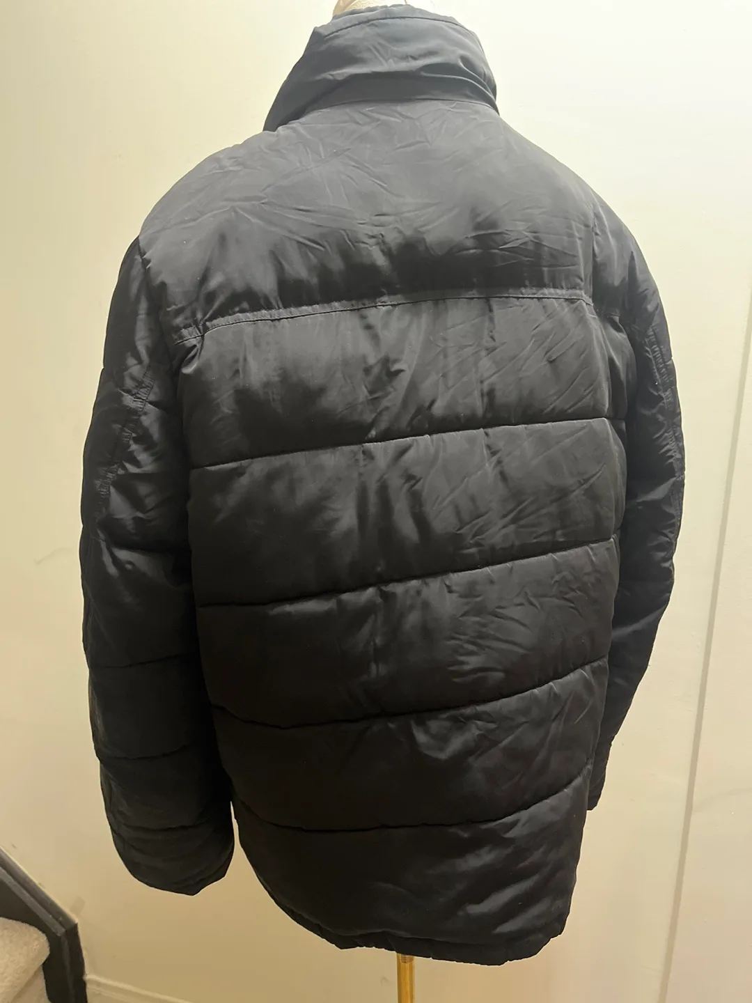 Calvin Klein Men's Black Puffer Jacket With Bib Detail sz L image indicator(7)