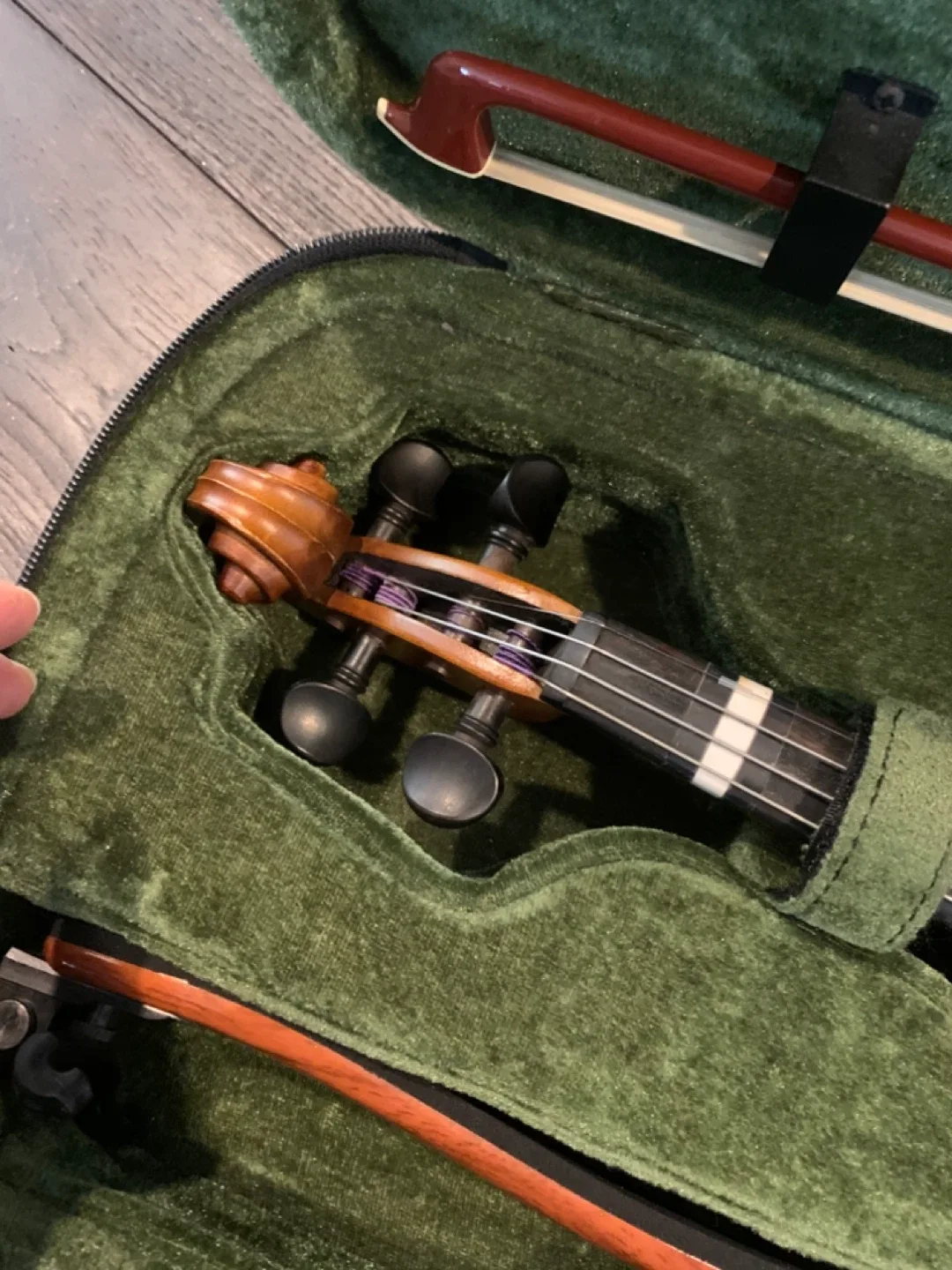 3/4 Shimro class Violin with Case and Bow image indicator(4)