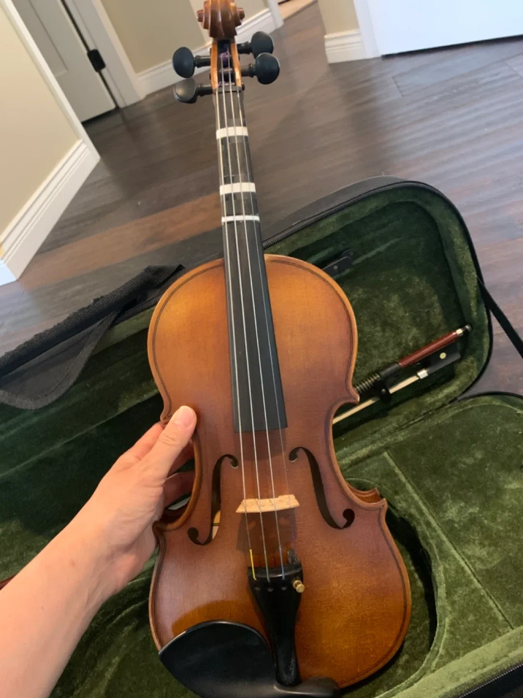 3/4 Shimro class Violin with Case and Bow image indicator(2)