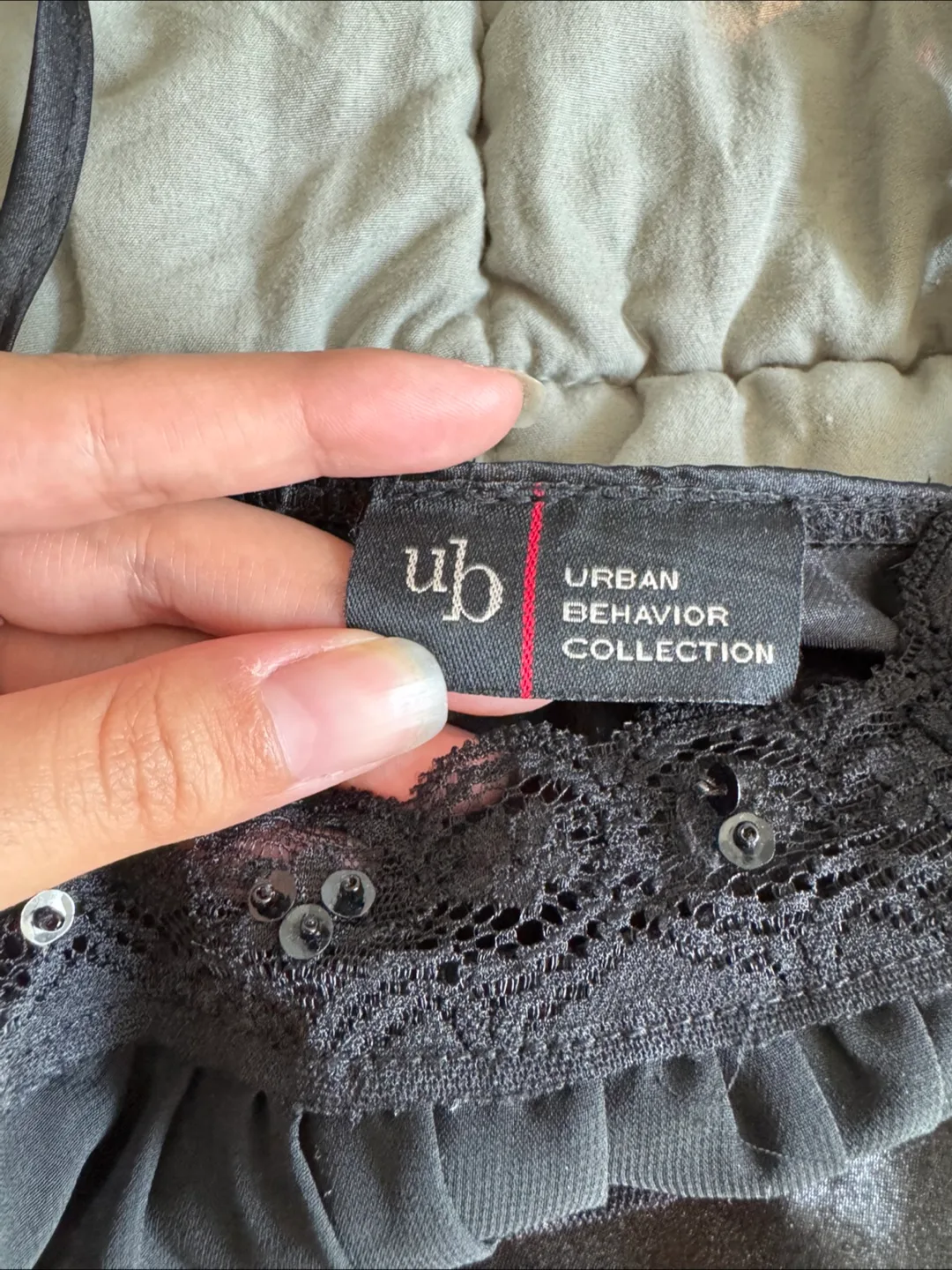 Black Vintage Top image indicator(3)