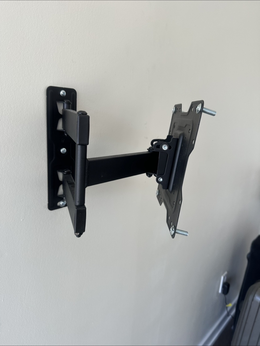 Adjustable TV Wall Mount - photo 3