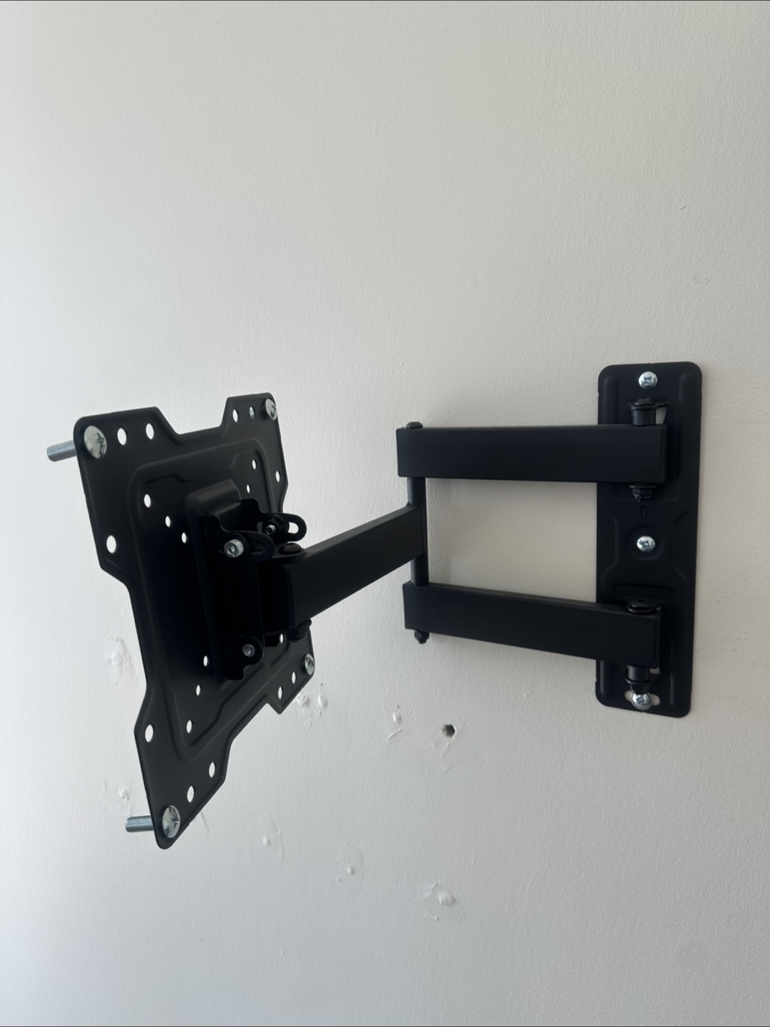 Adjustable TV Wall Mount - photo 2