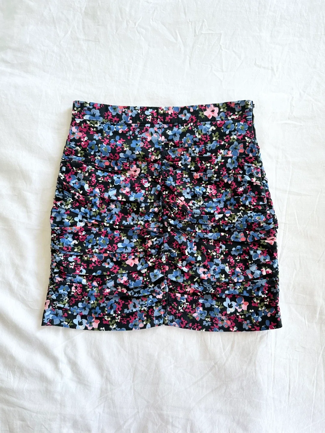Stradivarius Floral Mini Skirt - Size S thumbnail
