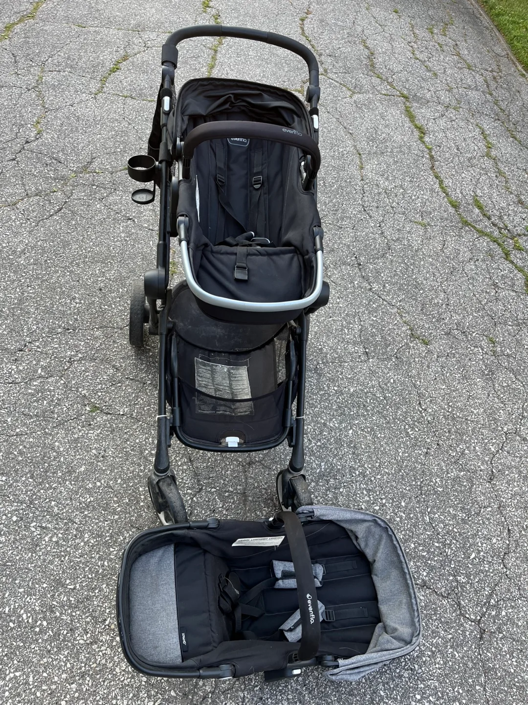 Evenflo Pivot Xpand Double Stroller thumbnail