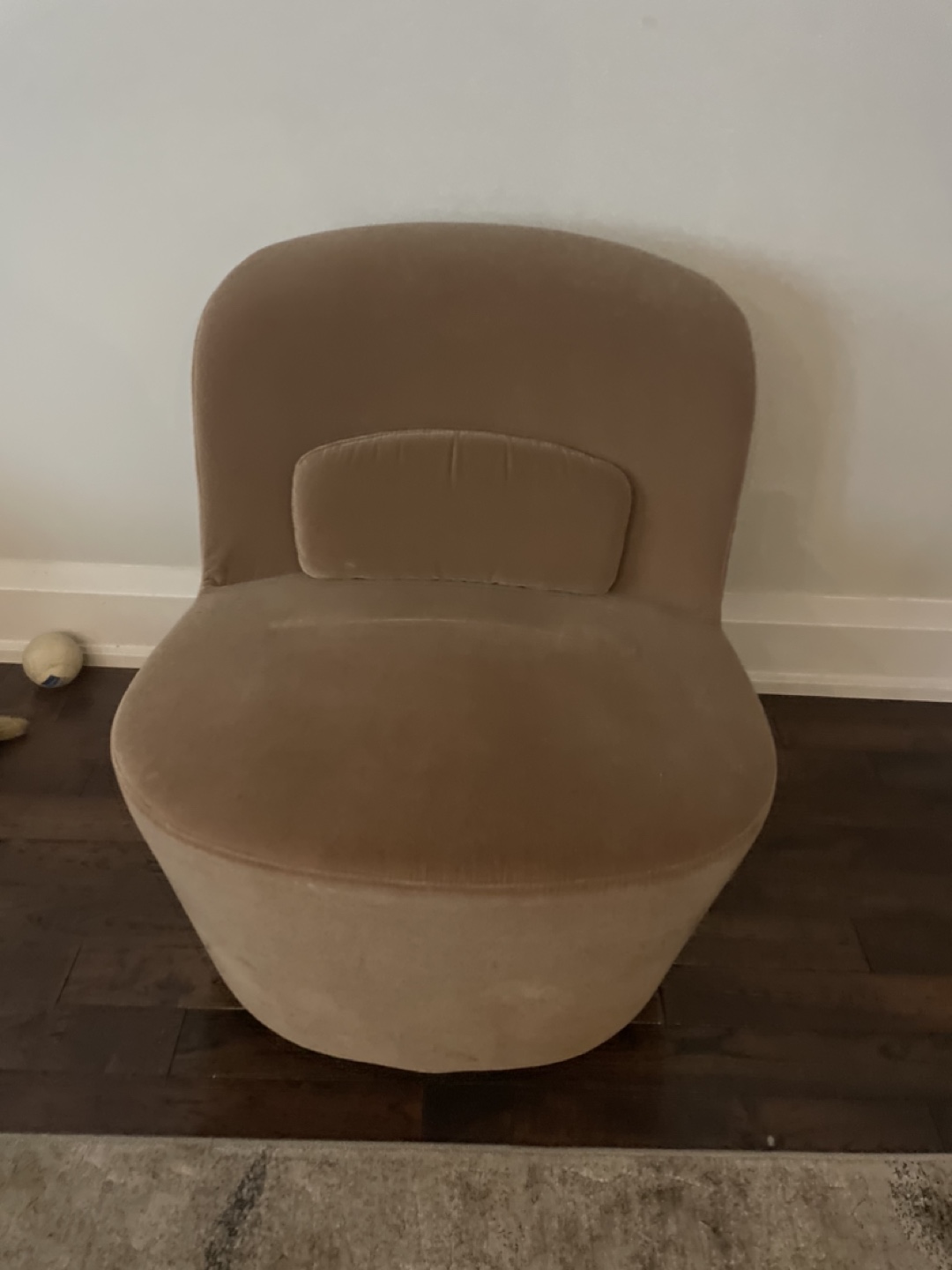 Discontinued ikea Beige/gold Accent Chair swivels