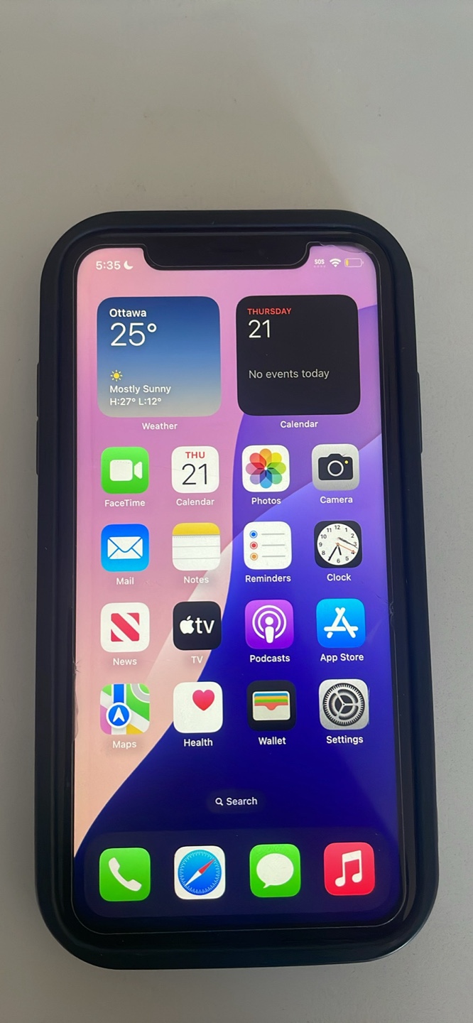 iPhone XR - Red - photo 3