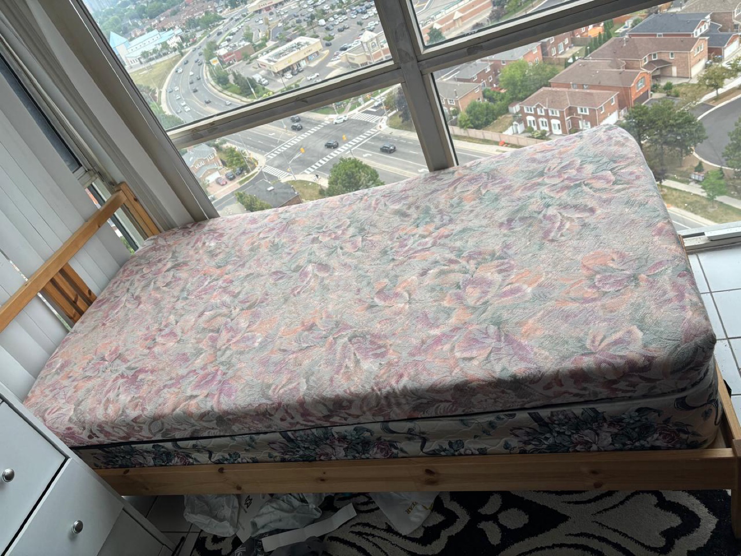 Single bed with mattress - photo 2