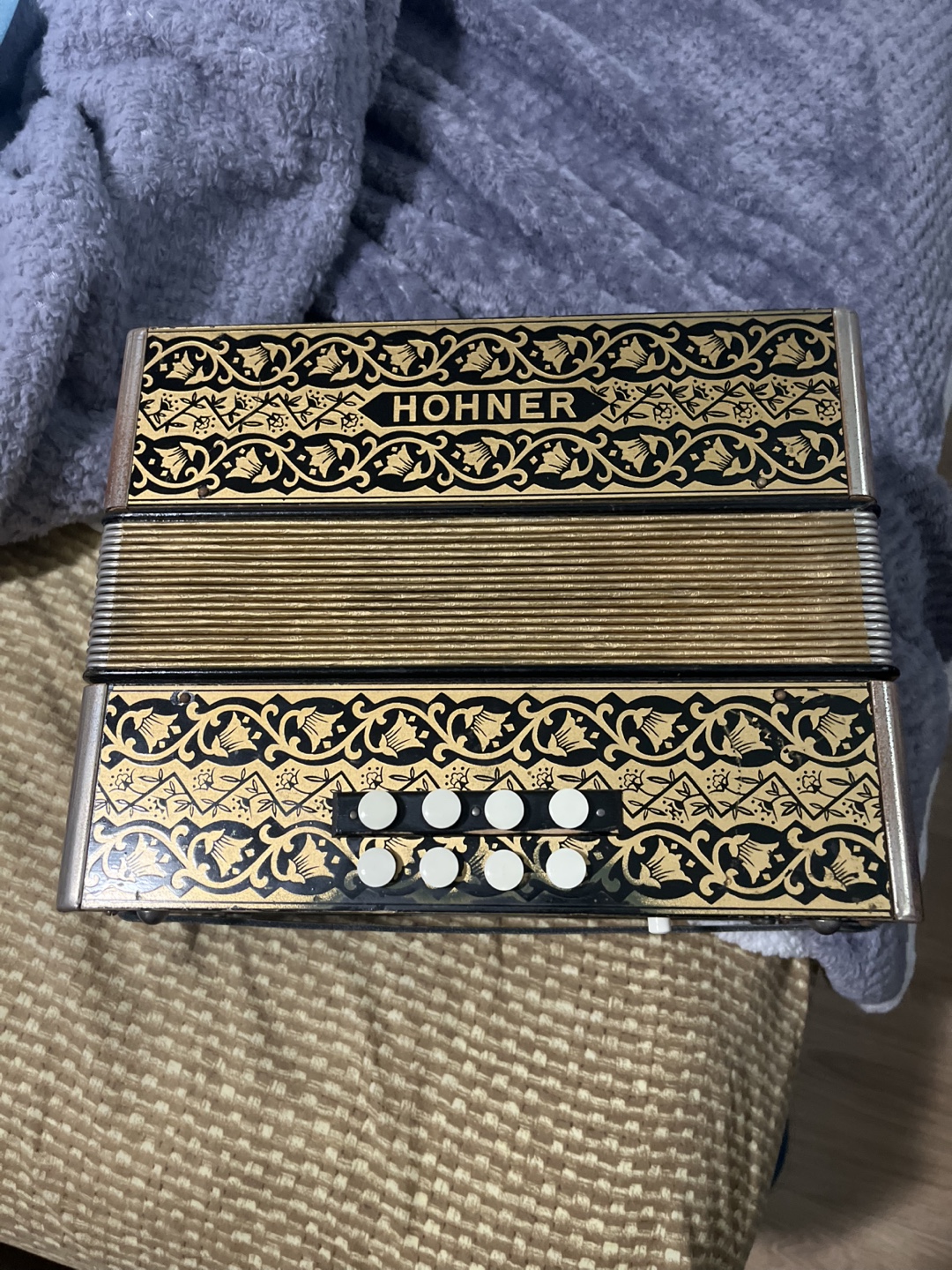 Hohner Accordion - photo 4