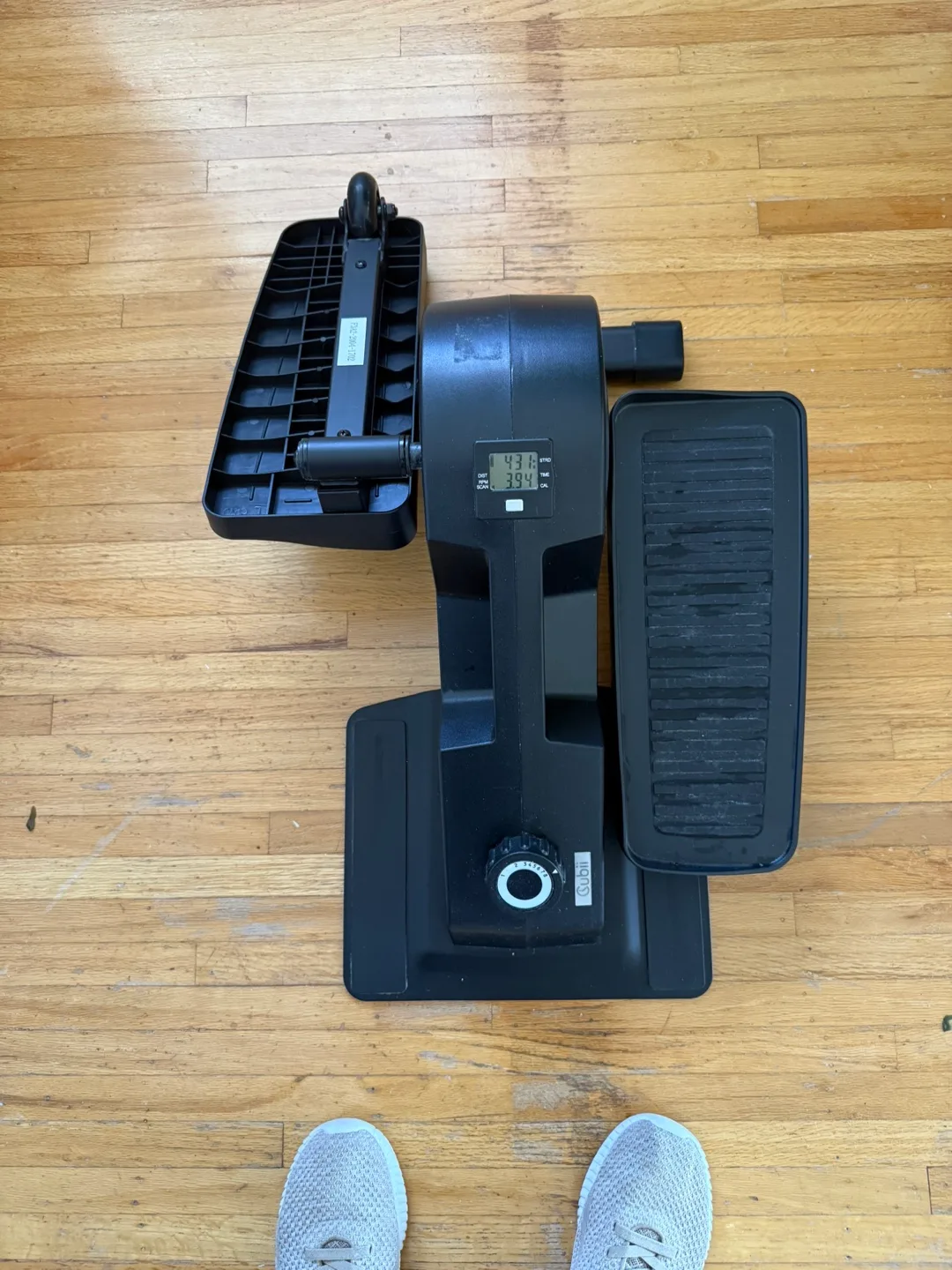 Cubii Seated Elliptical Exerciser image indicator(3)