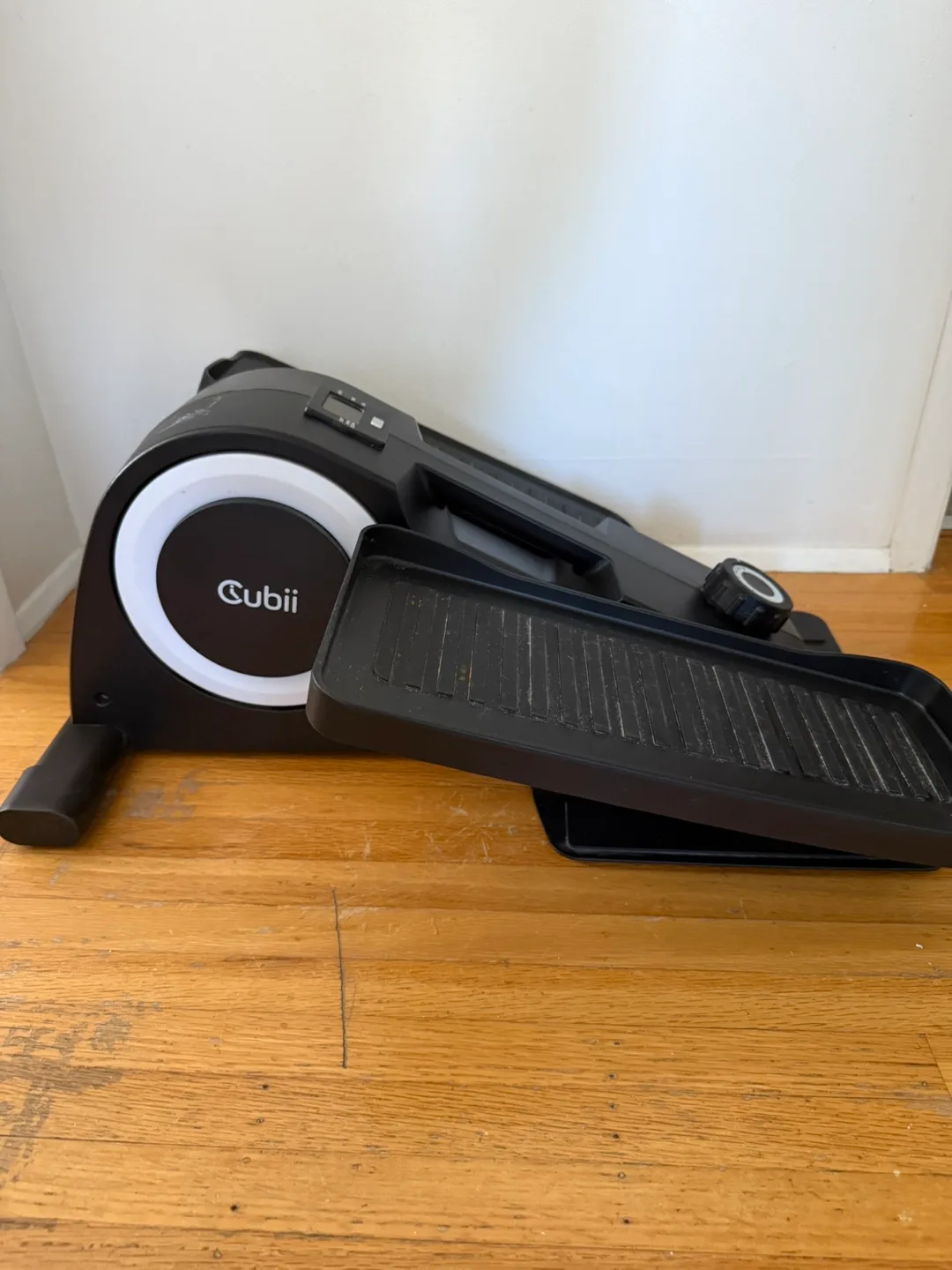 Cubii Seated Elliptical Exerciser thumbnail