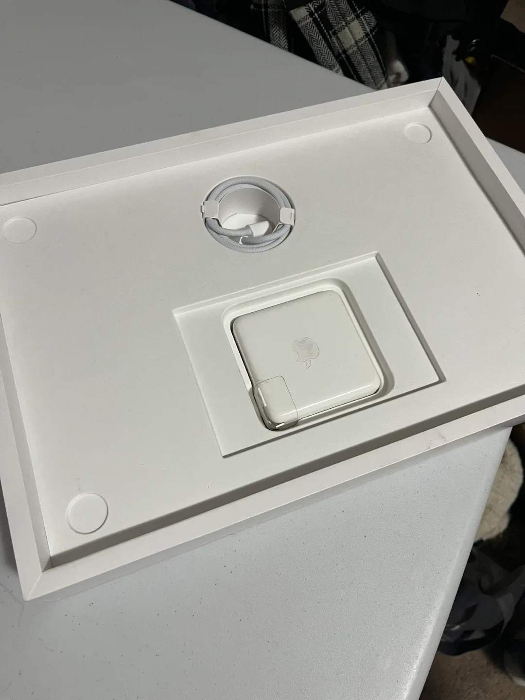 Apple Macbook Pro 16" 2019 -64G B RAM - 512gb image indicator(5)