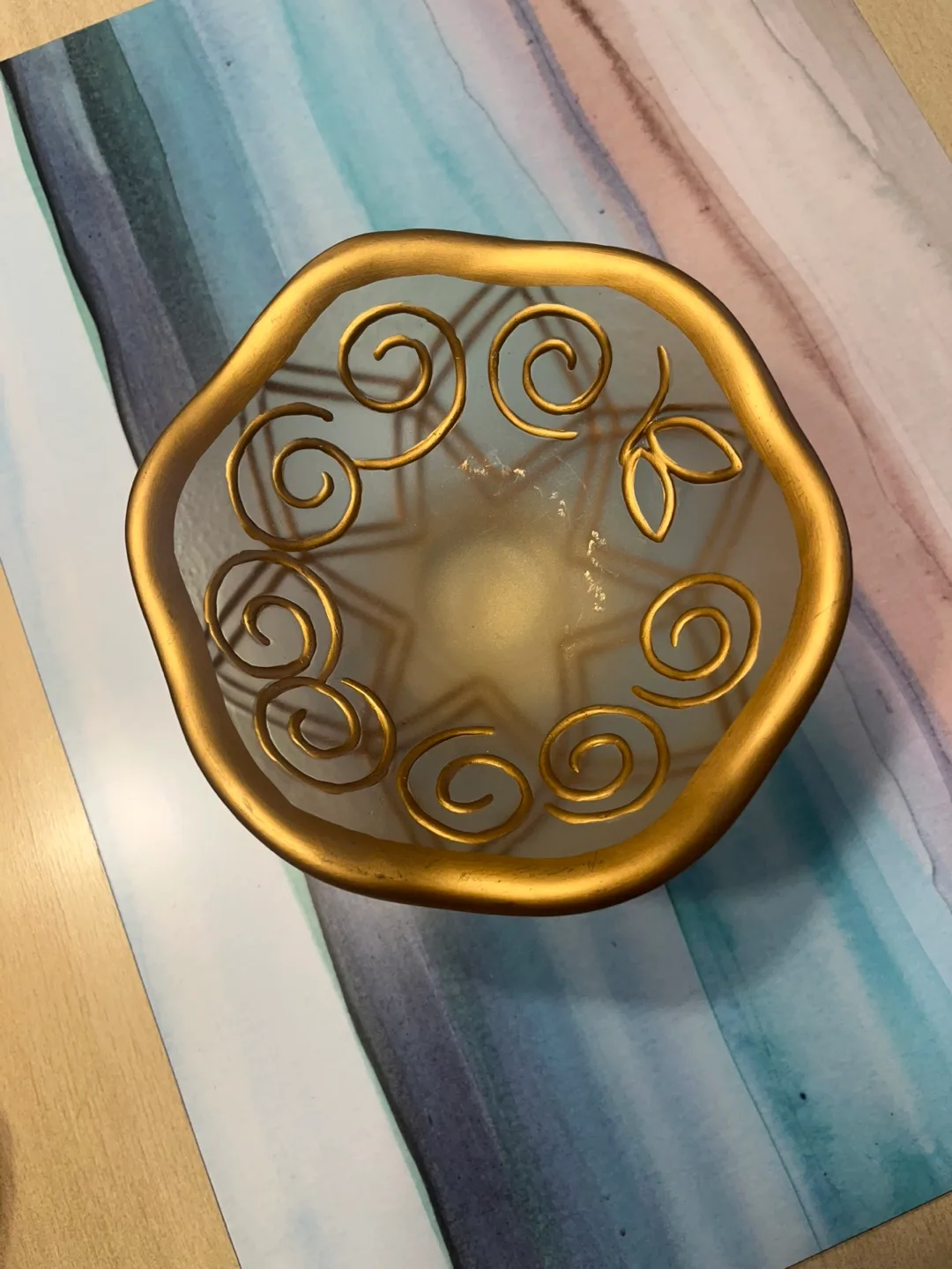 Wamsutta “Monique” pedestal soap dish image indicator(2)