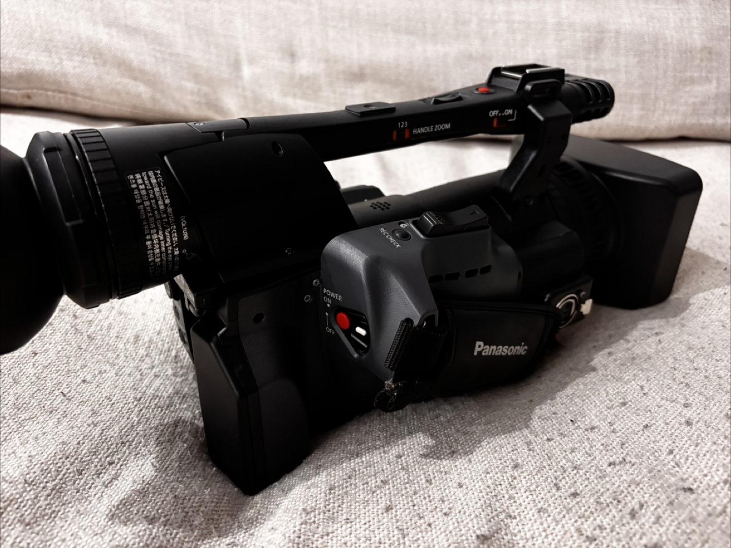 Panasonic AG-HMC150P – Kit Complet – Excellent état - photo 4
