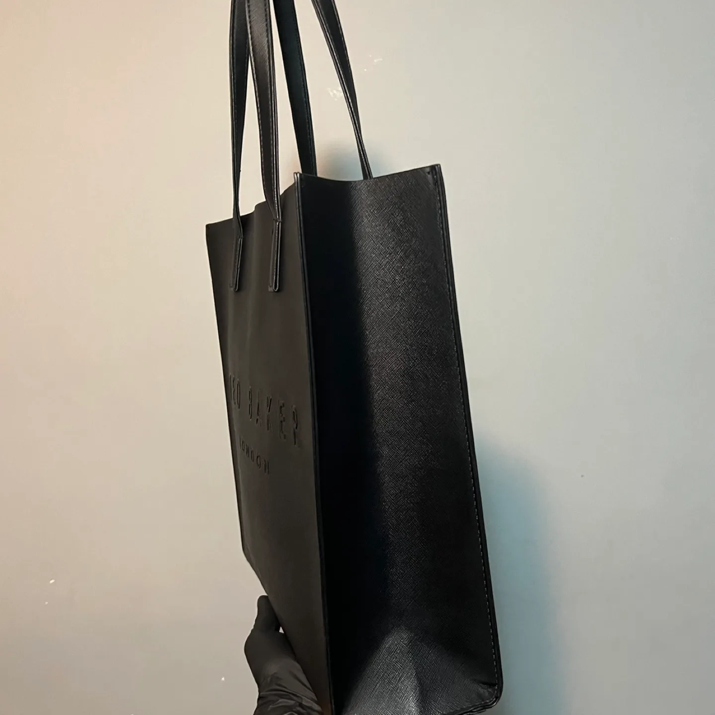 Ted Baker London SOOCON Black Tote Bag image indicator(4)