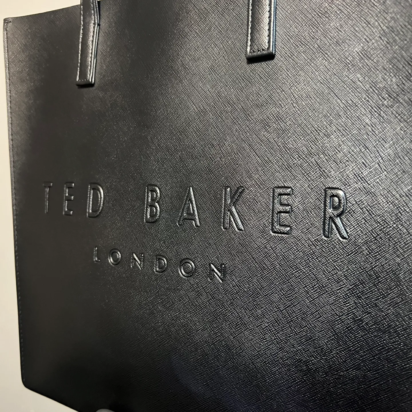 Ted Baker London SOOCON Black Tote Bag image indicator(3)