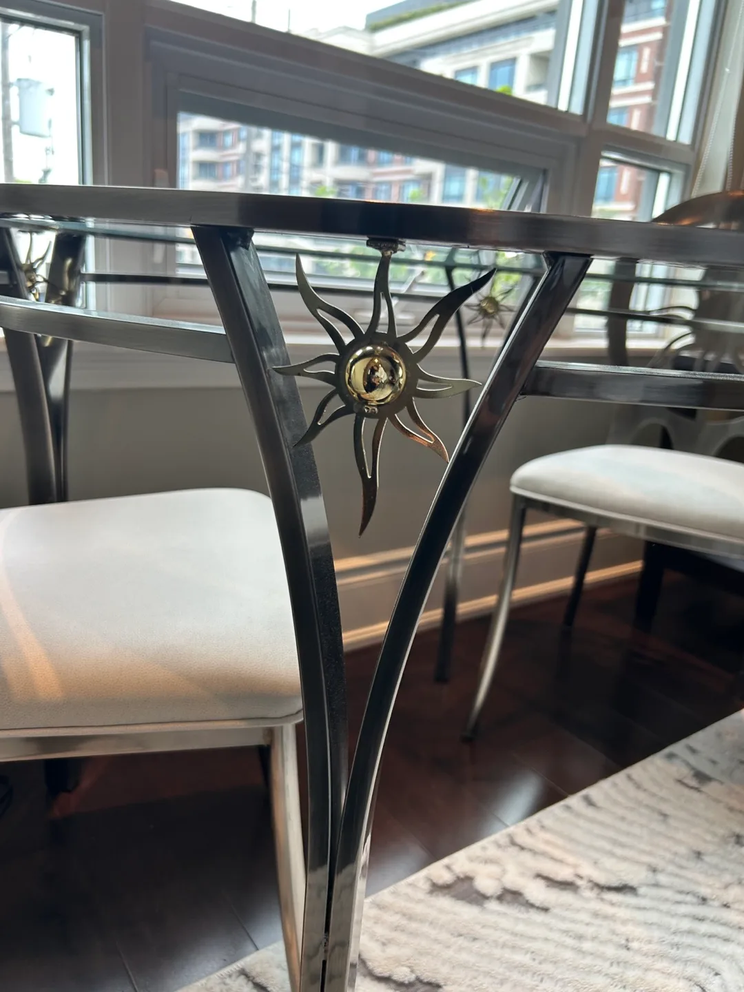 Indoor Glass Dining Table with 2 Sunburst Chairs image indicator(2)