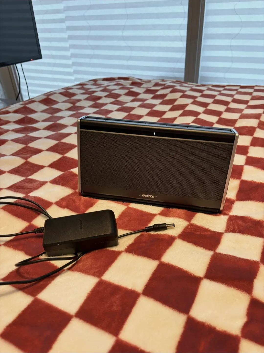 Bose SoundLink Bluetooth Speaker thumbnail