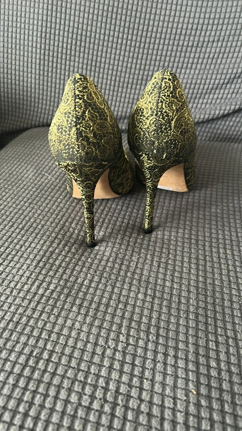 Jean-Michel Cazabat Gold Heels - Size 38 image indicator(2)