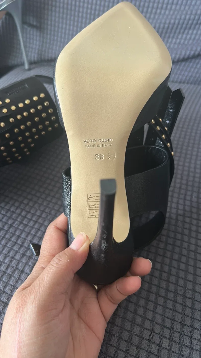 Giampaolo Viozzi Black Heels Size 8 image indicator(4)