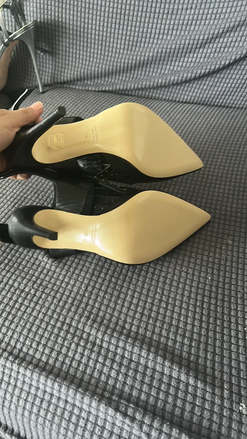 Giampaolo Viozzi Black Heels Size 8 image indicator(5)