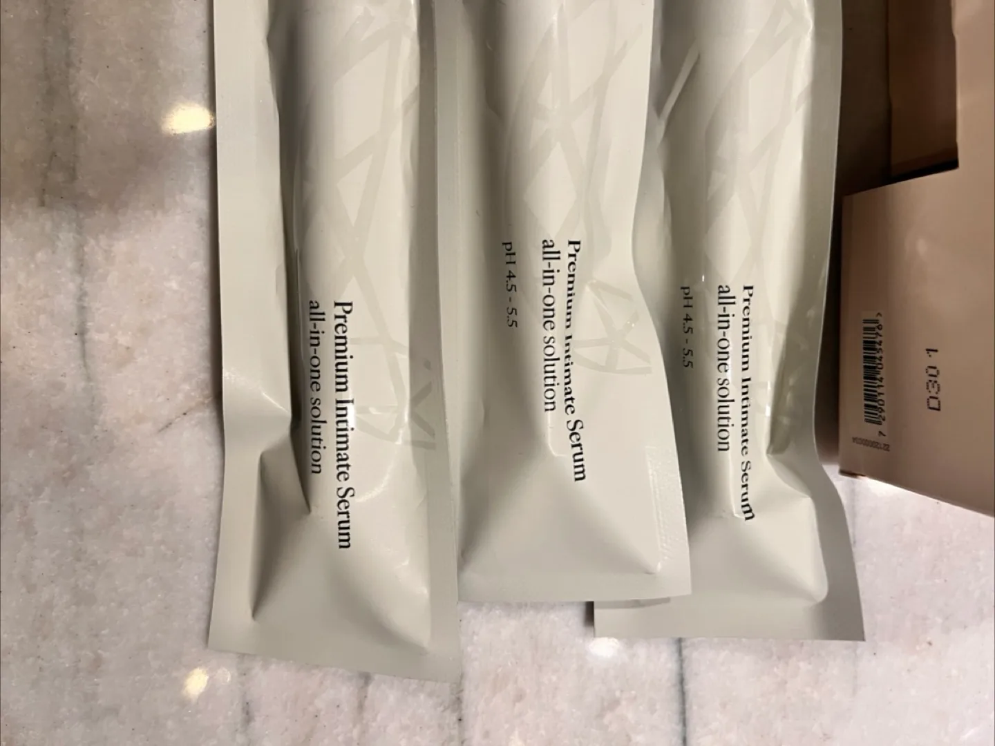 SABON Face Care Discovery Kit + LA MIEL Serum image indicator(5)