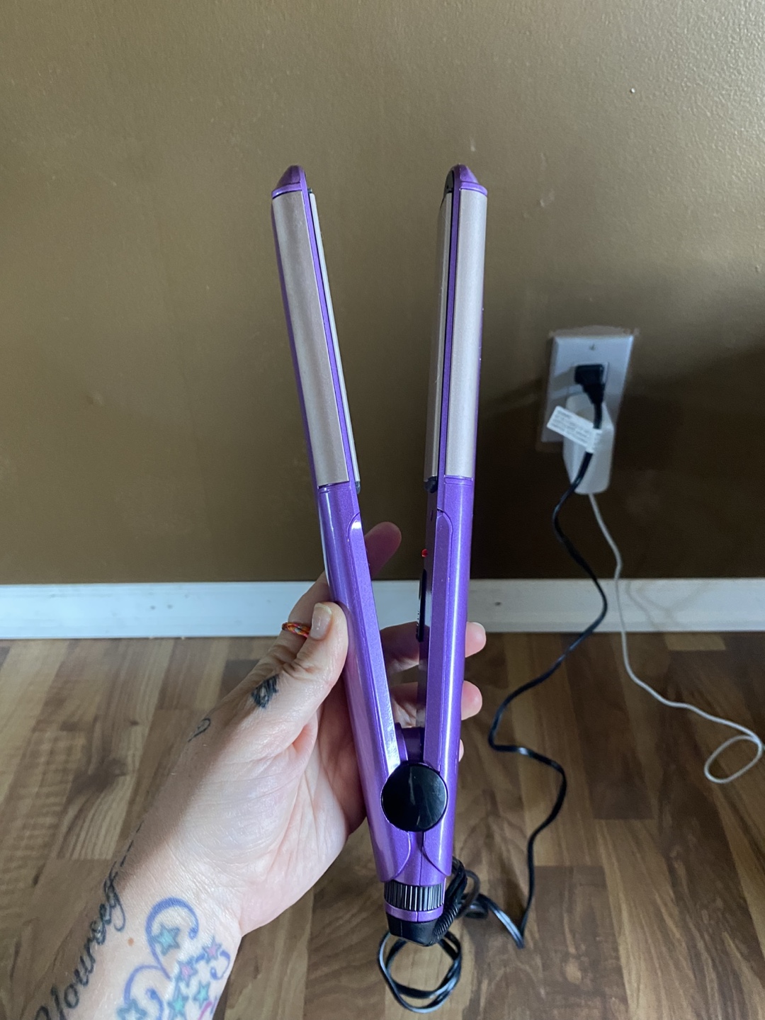 Infiniti Pro by Conair Flat Iron - photo 4
