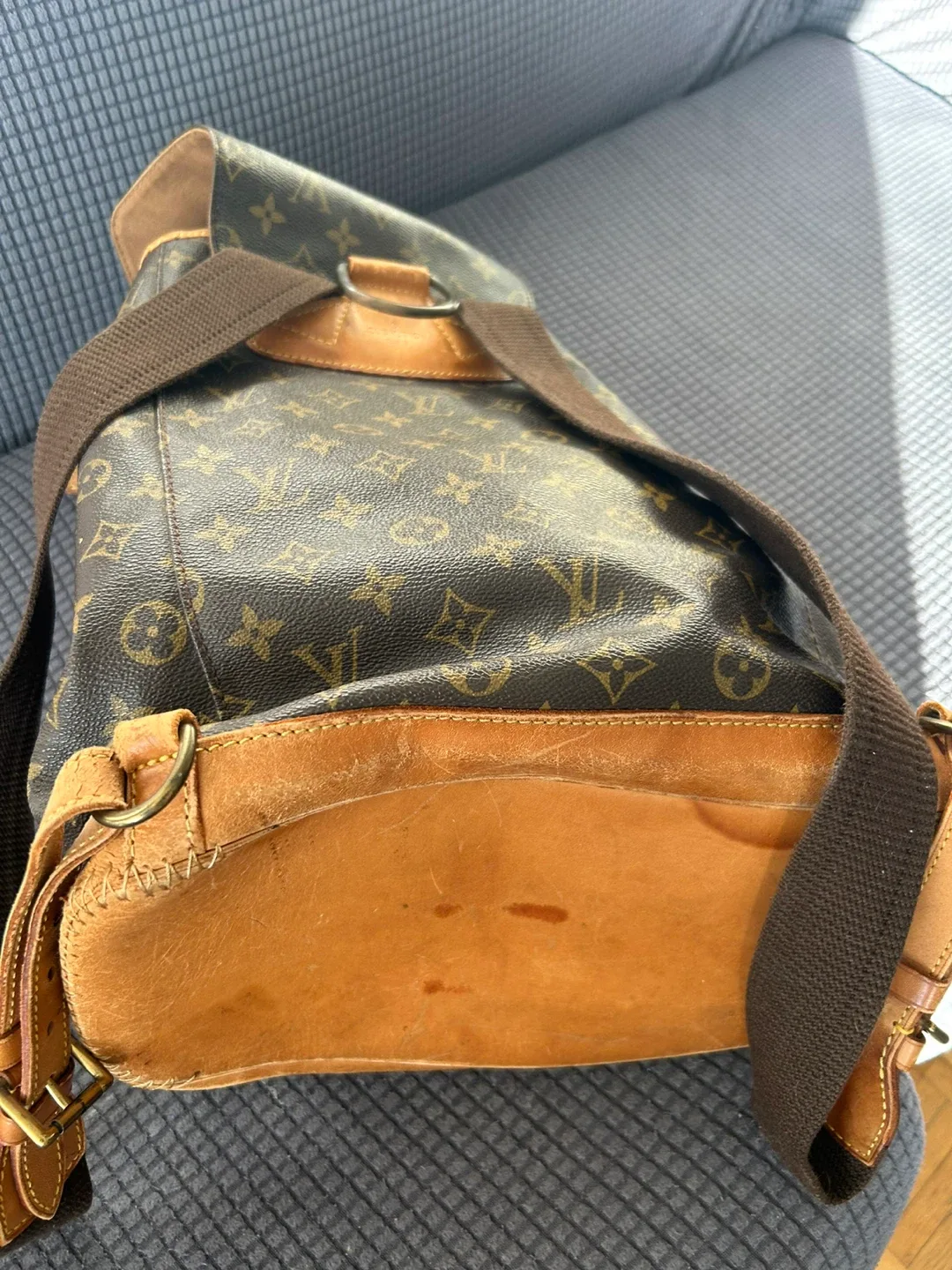 Louis Vuitton Montsouris Backpack image indicator(5)