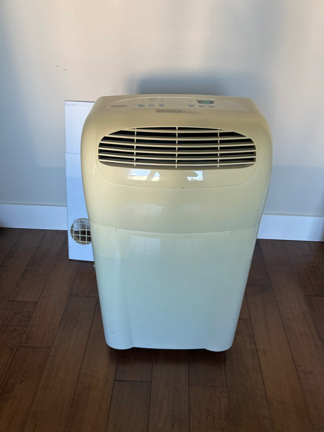 DeLonghi Portable Air Conditioner - photo 2