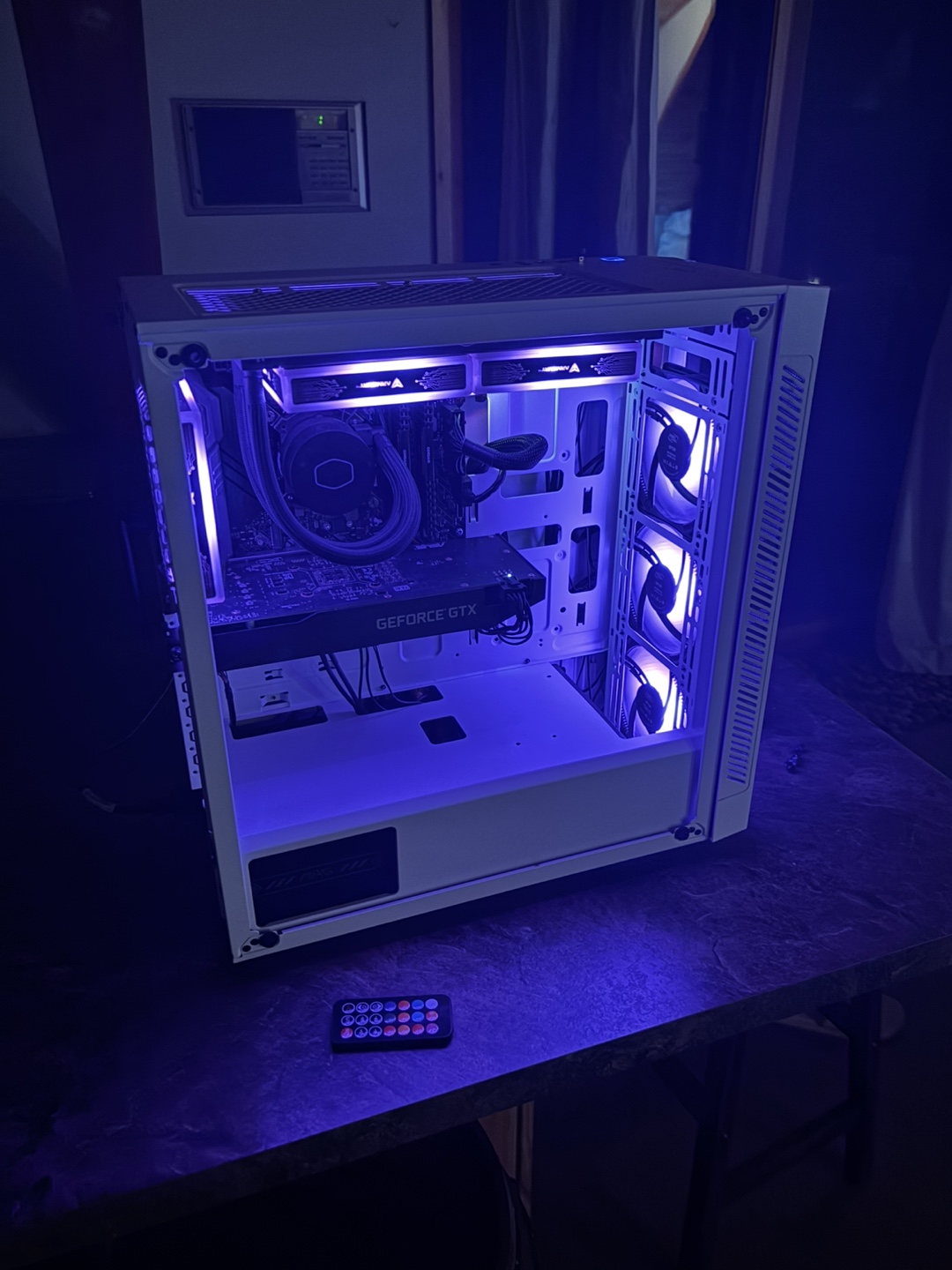 Custom RGB Gaming PC - photo 3